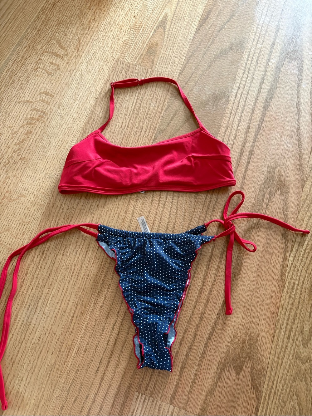 Frankie’s Bikinis set